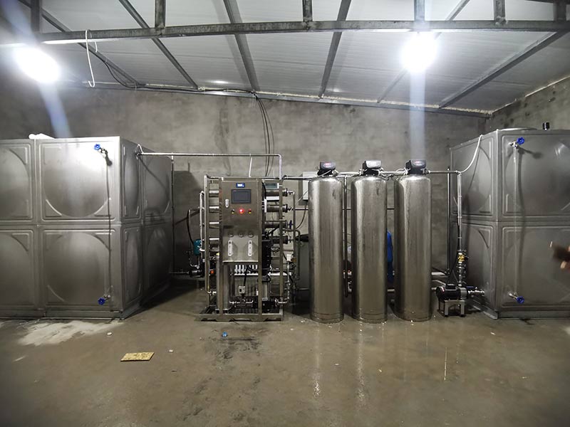 2噸PLC反滲透設(shè)備-(1)==